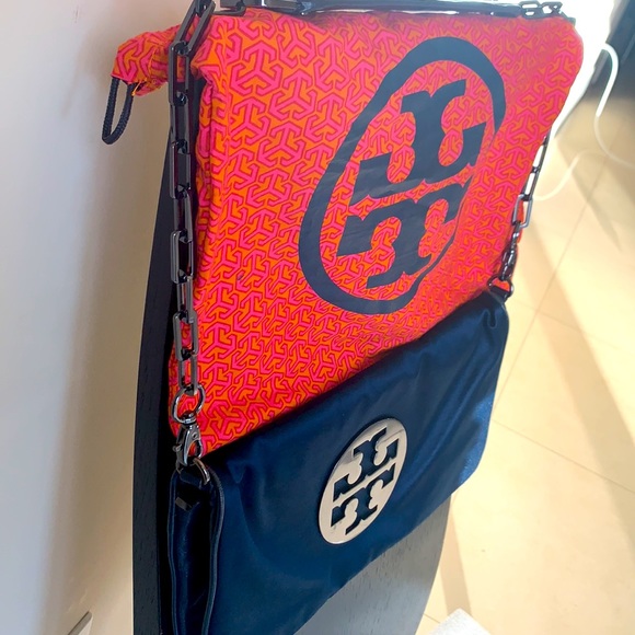 Tory Burch satin handbag with gunmetal hardware. Full set. Offers welcome. - Picture 2 of 3